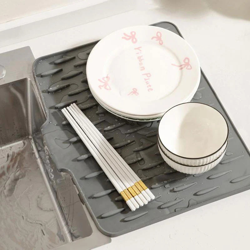 SlopeFlow Pro DryMat: Heat-Proof Silicone Drain Board with GripGuard Tech