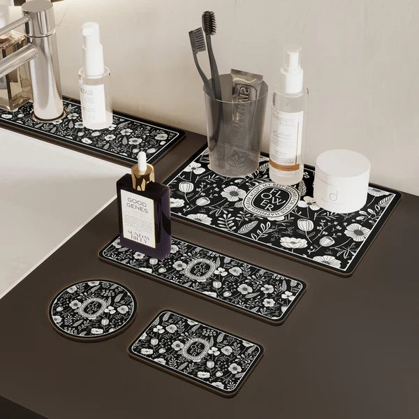 Multi-sized Black and White Vintage-style Water-absorbing Mat